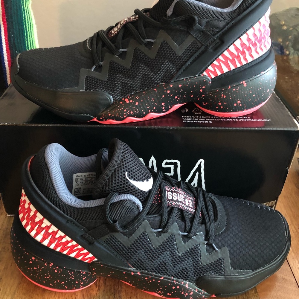 adidas D.O.N. Issue 2 Venom basketball shoes new